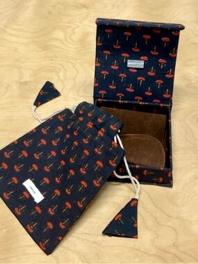 Chan Luu | Jewelry Box, Dust Bag & Felt Polishing Cloth ♥ Like new!